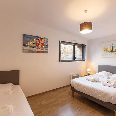Holavre- Maison Pour 5P Avec Piscine Le Tour-du-Parc Esterno foto